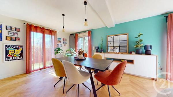 Maison à vendre  8 pièces - 223,16 m 2   ST HERBLAIN  - 44
