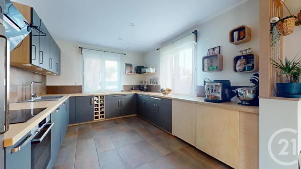 Maison à vendre  8 pièces - 223,16 m 2   ST HERBLAIN  - 44