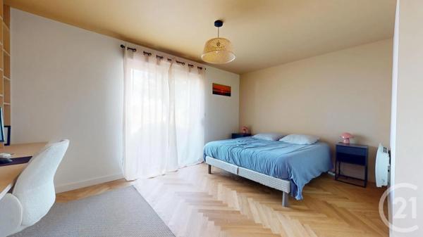 Maison à vendre  8 pièces - 223,16 m 2   ST HERBLAIN  - 44