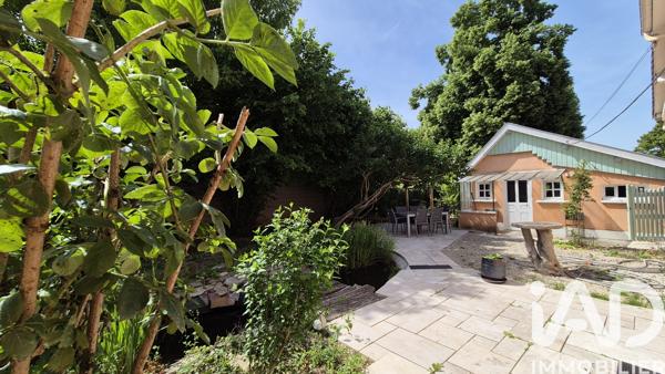 Maison à vendre 6 pièces 225 m² Buchères