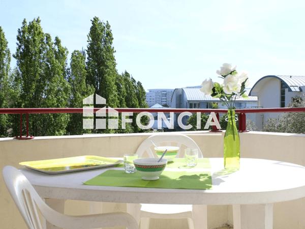 Location Studio meublé 20.66 m² - 57 AVENUE JEAN MONNET La Rochelle 17000