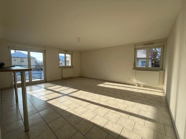 APPARTEMENT JEUXEY - 3 pièces- 71.81 m2