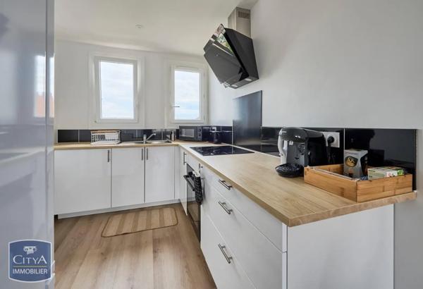 Appartement à louer 4 pièces 63.69m²