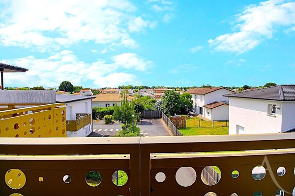 À VENDRE - Appartement T3 avec balcon et parkings