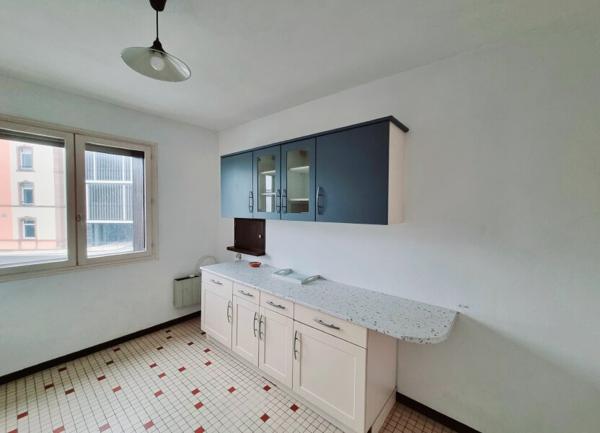 Appartement à louer    3 pièces • 74 m2 Albi