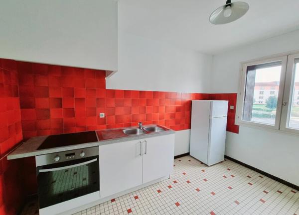 Appartement à louer    3 pièces • 74 m2 Albi