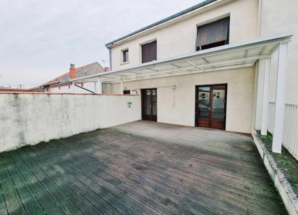 Appartement à louer    3 pièces • 74 m2 Albi