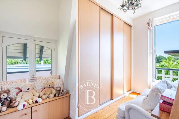 Le Vésinet, Maison 4 Chambres -  280 m² à vendre
