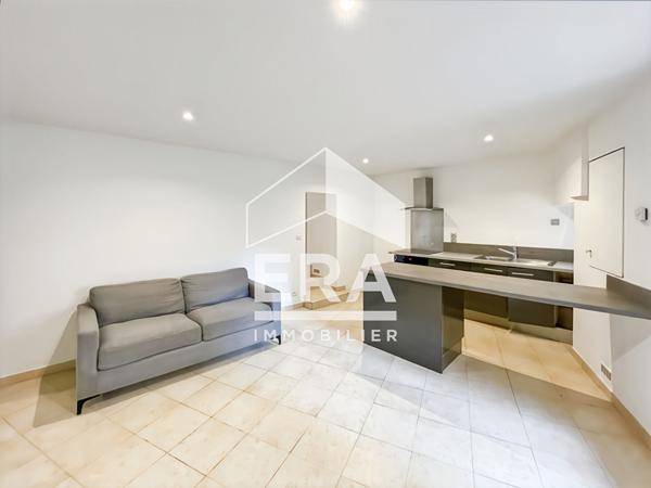 Charmant appartement T2 en rez-de-chaussée à Eyragues centre