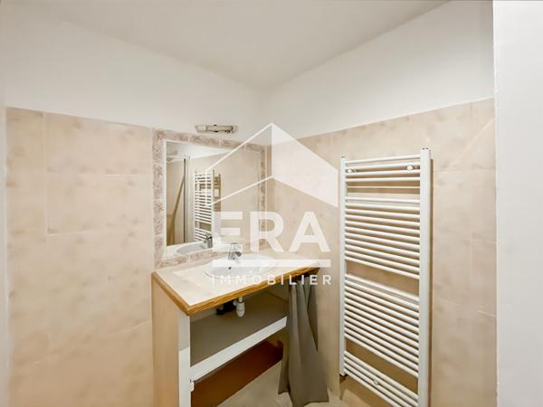Charmant appartement T2 en rez-de-chaussée à Eyragues centre