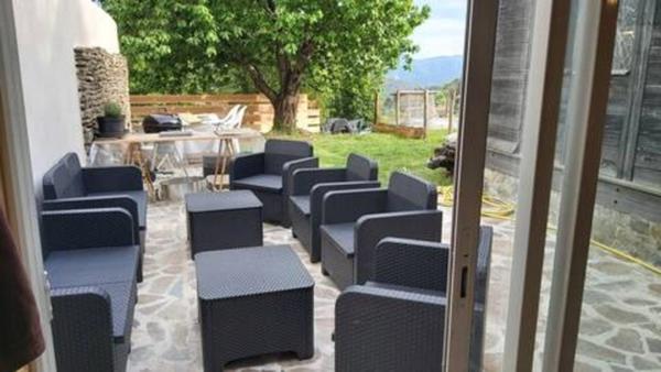 Maison à vendre 4 pièces SAINT FREZAL DE VENTALON (48)