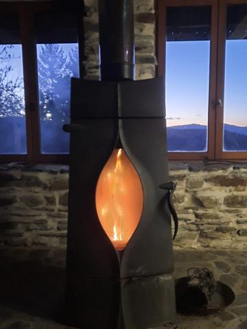 Maison à vendre 4 pièces SAINT FREZAL DE VENTALON (48)