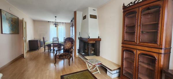 Maison lumineuse, 3 chambres,, avec sous-sol aménageable - Quartier calme de Fontenay Le Comte