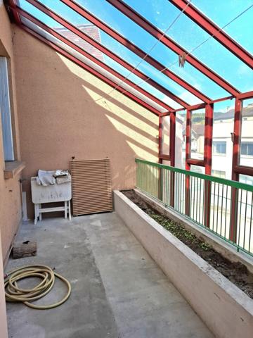 Appartement à retaper avec du cachet !