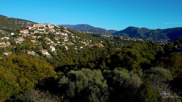 Nice (06100) Villa T5 – Environ 140 m² – Parcelle 900 m² Quartier prisé entre Rimiez et l’Aire Saint-Michel