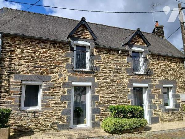 CARENTOIR, Maison d'habitation - Idéalement située en plein bourg de Carentoir, à proximité imm...