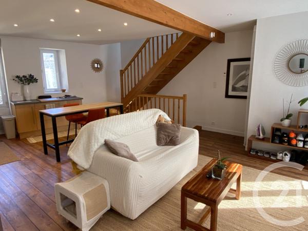 Maison à vendre  4 pièces - 101 m2 LOCMARIAQUER - 56