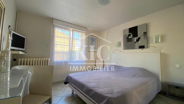 CARCASSONNE - ENSEMBLE IMMOBILIER AVEC ENTREE PRIVATIVE - PROCHE CITE MEDIEVALE Détails des diagnostics énergétiques