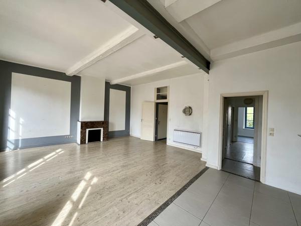 Bastide: Appartement T4 traversant de 103 m² sans vis à vis