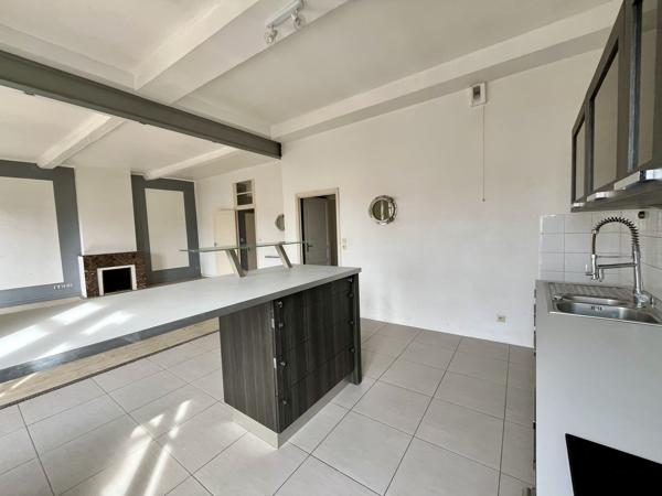 Bastide: Appartement T4 traversant de 103 m² sans vis à vis
