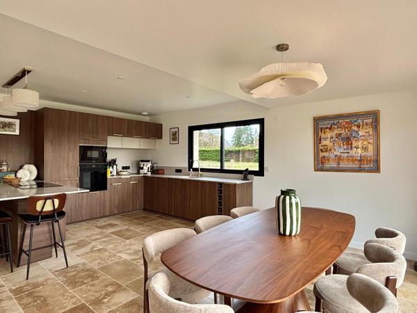 Maison 4 pièces - 163 m²