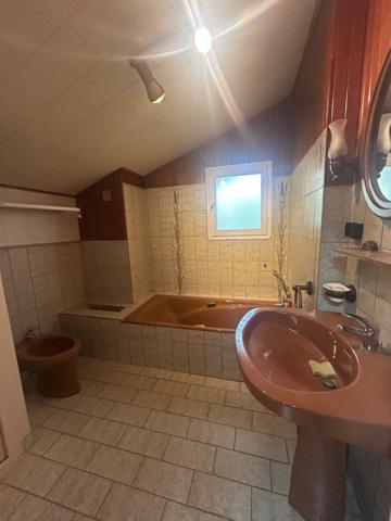 aix les bains quarter résidentiel maison 5 pièces 122 m2, sous sol complet, garage, sur terrain de 846 m2 env