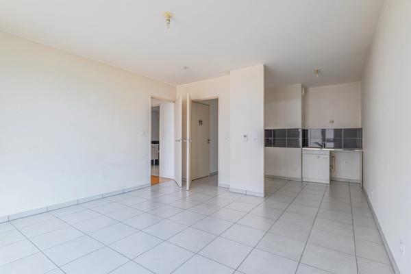 Appartement à vendre 2 pièces LYON 8EME ARRONDISSEMENT (69) dernier étage parc