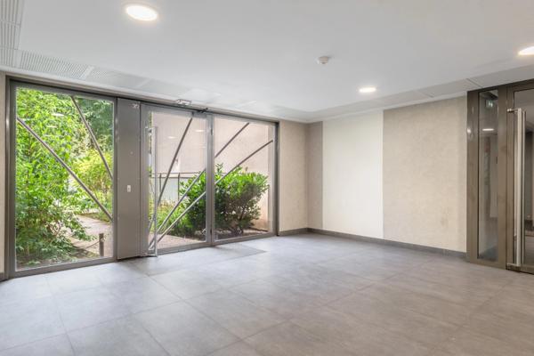 Appartement à vendre 2 pièces LYON 8EME ARRONDISSEMENT (69) dernier étage parc