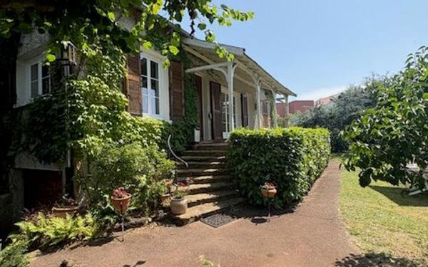 Maison à vendre    4 pièces • 130 m2 Lyon 5