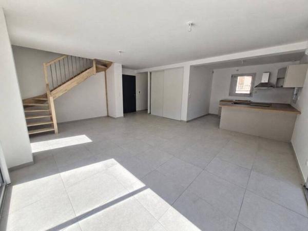 Maison 5 pièces                                        - 38300 Bourgoin-Jallieu Réf : 4813