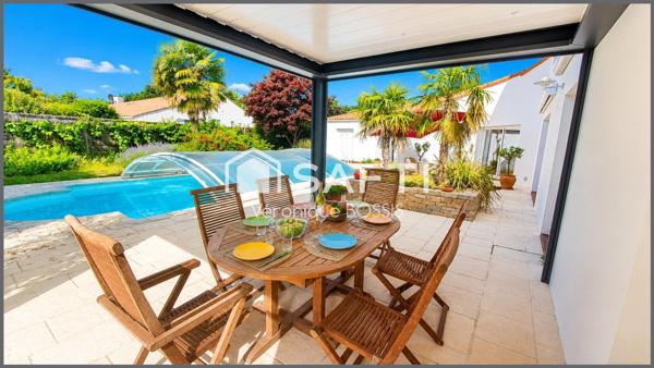 MOUILLERON-LE-CAPTIF – BELLE PROPRIÉTÉ DE 205 m² – PISCINE – 1 217 m² DE TERRAIN PAYSAGÉ