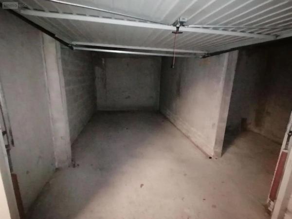 Location - Garage et parking Chartres-de-Bretagne 35131 20 m 2