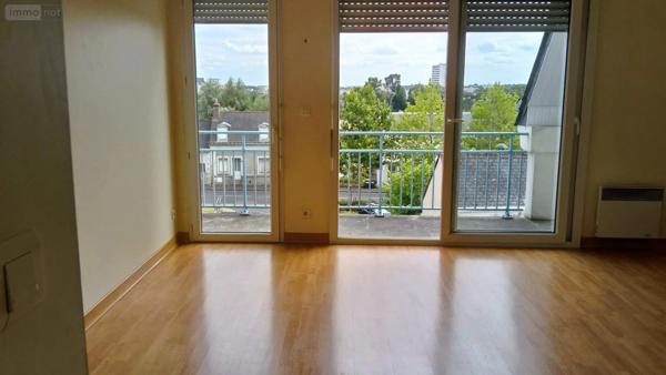 Location - Appartement Saint-Cyr-sur-Loire 37540 2 pièces 61 m 2