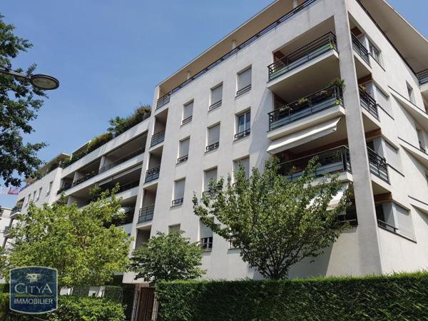 Appartement à louer 5 pièces 117.03m²