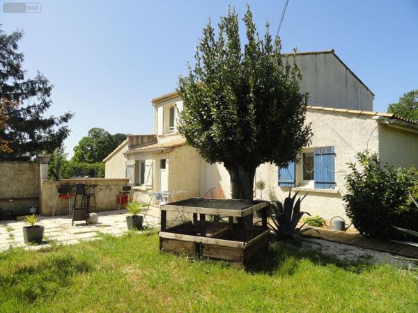 Maison individuelle à vendre à Saint-Gilles dans le Gard (30800), ref : 11411/453