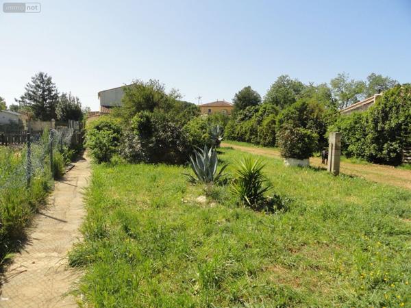 Maison individuelle à vendre à Saint-Gilles dans le Gard (30800), ref : 11411/453