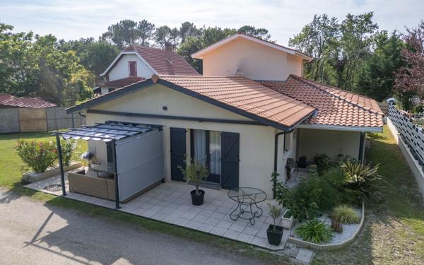 Maison à vendre    4 pièces • 124,68 m2 Biscarrosse