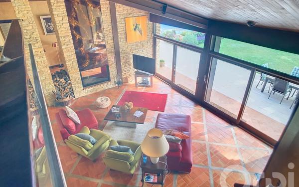 Maison à vendre    7 pièces • 300 m2 Mussidan