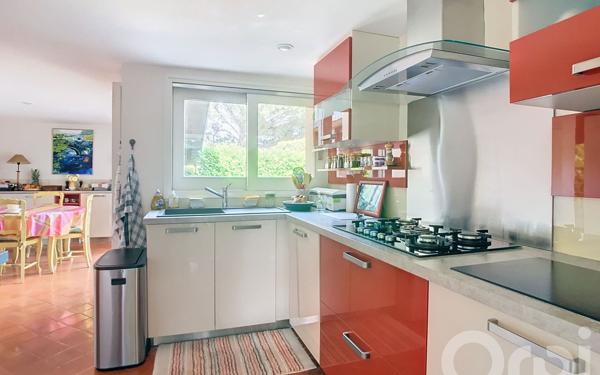 Maison à vendre    7 pièces • 300 m2 Mussidan