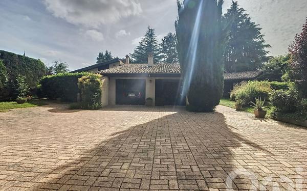 Maison à vendre    7 pièces • 300 m2 Mussidan