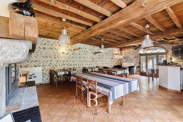 Oloron-Sainte-Marie, Maison 8 Chambres  à vendre