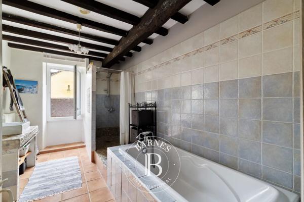 Oloron-Sainte-Marie, Maison 8 Chambres  à vendre