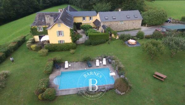 Oloron-Sainte-Marie, Maison 8 Chambres  à vendre