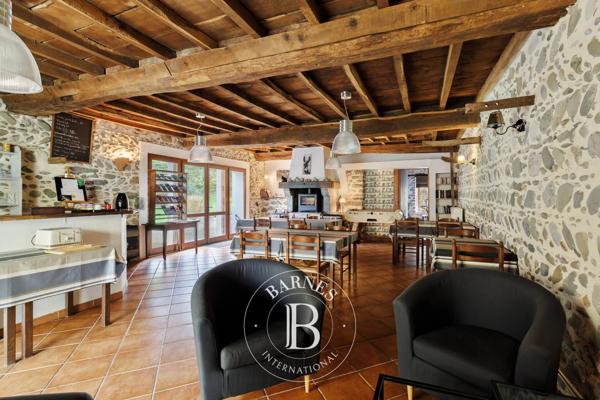 Oloron-Sainte-Marie, Maison 8 Chambres  à vendre