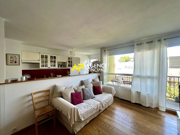 Appartement centre ville 4 pièce(s) €265 000 ** - Référence 4396