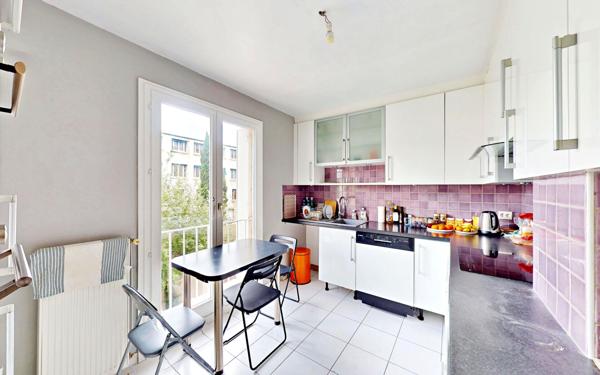 Appartement à vendre    4 pièces • 76,10 m2 Montrouge