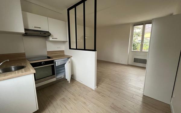 Appartement à vendre    1 pièce • 24,43 m2 Marly-le-Roi