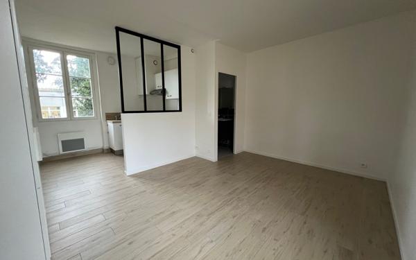 Appartement à vendre    1 pièce • 24,43 m2 Marly-le-Roi