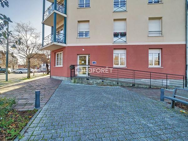 Location bureau Chauny - 2 pièce(s) - 64 m² - 800 €/mois