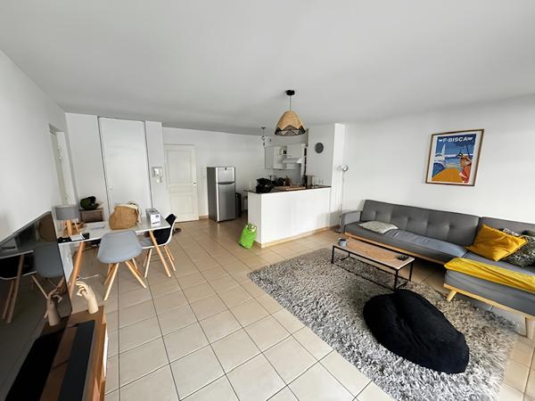 Appartement Bordeaux 3 pièce(s) 66 m2 , Bordeaux